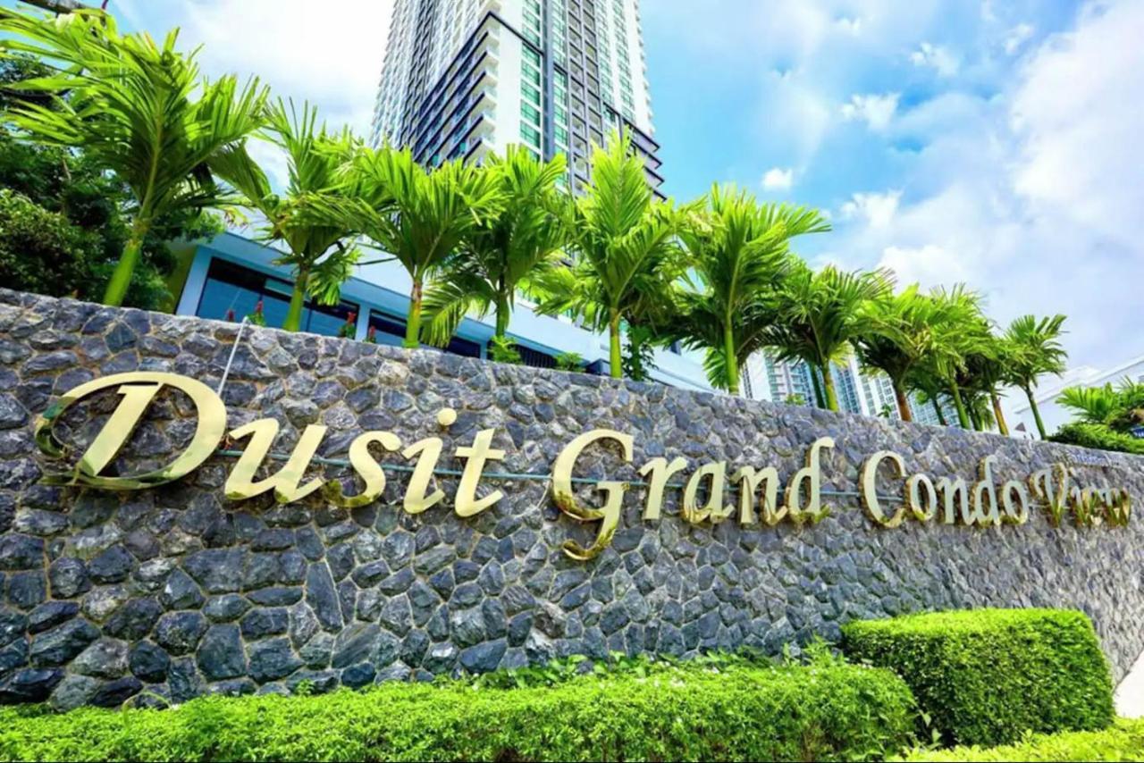 Dusit Grand Condo View Джомтиен Бийч Екстериор снимка