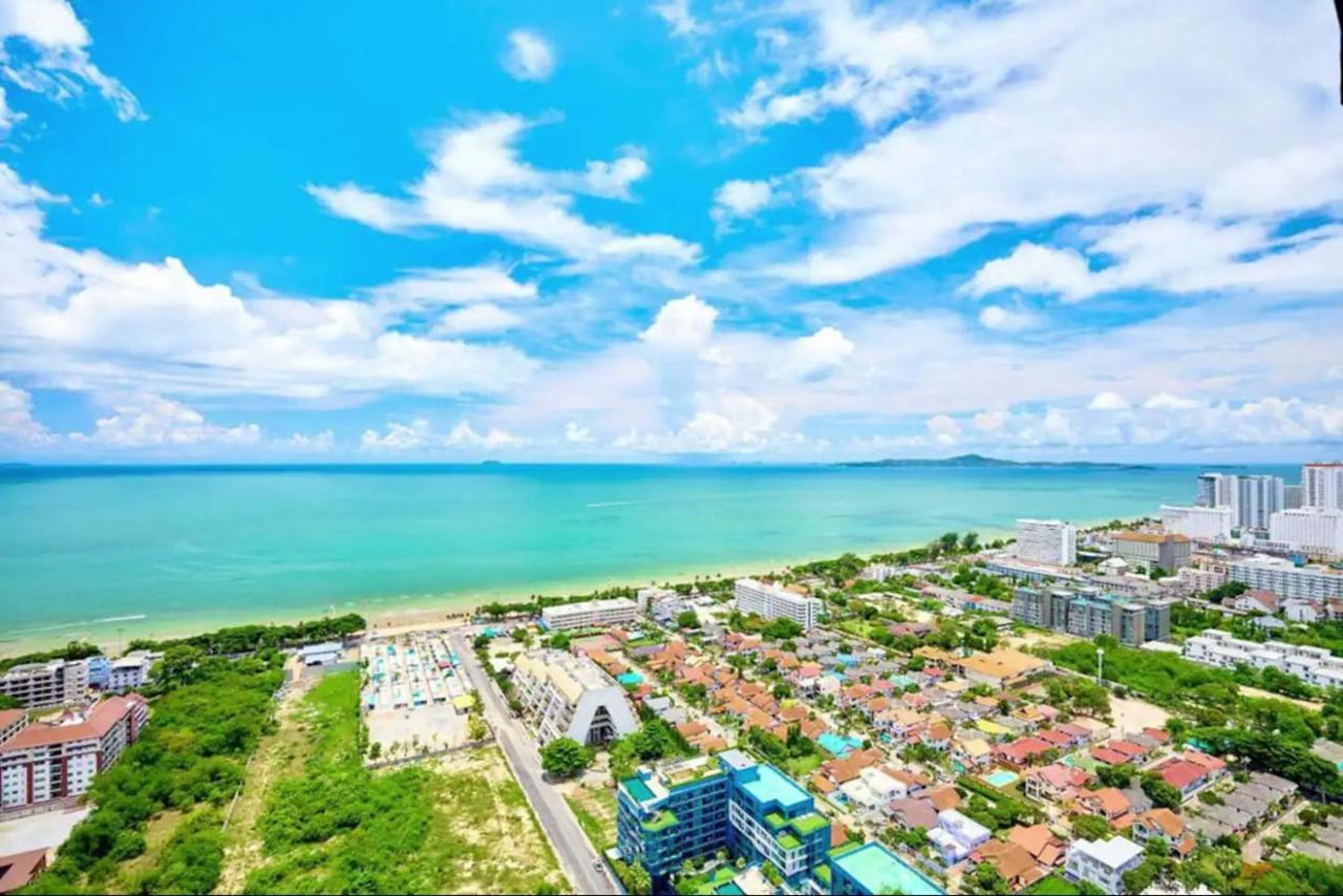 Dusit Grand Condo View Джомтиен Бийч Екстериор снимка